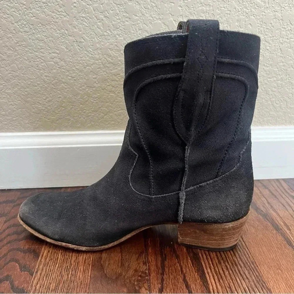 I.N.K. Made in Italy Black Leather Pull On Chelsea Booties Boots 39 Sz US 8-9 - Picture 13 of 16